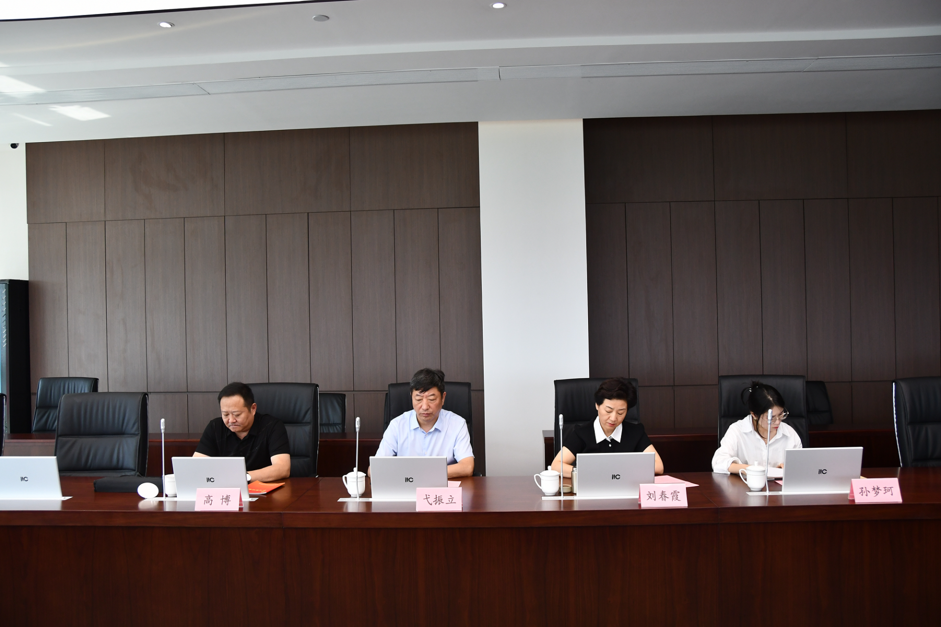 圖片2.png 圖片2.png